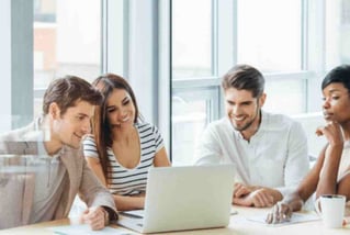 desk-meeting-inside-image-2-1100-740-37
