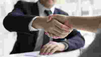 partnership-shaking-hands-conexis-vms-customer-care-card-400-225-8